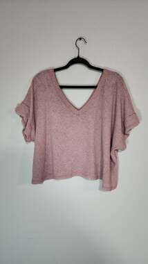 Project Social T Los Angeles Ribbed V-Neck Dolman Sleeve Crop Top in Dusty Rose